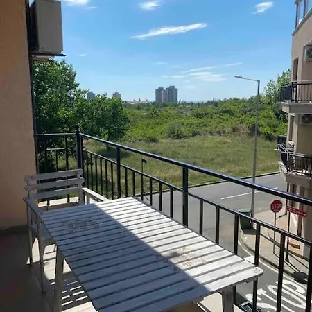 Panoramic Apartment *